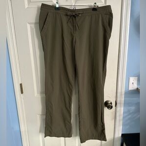 Merrell Muritz Hiking Outdoor Drawstring Nylon Pants Women’s 16 Olive Green EUC!